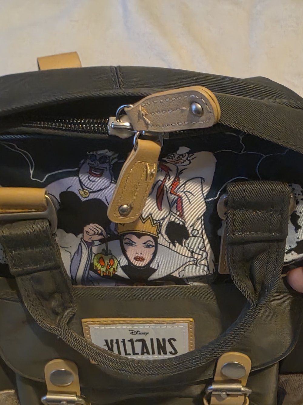 DISNEY Villian Backpack - Picture 9 of 9